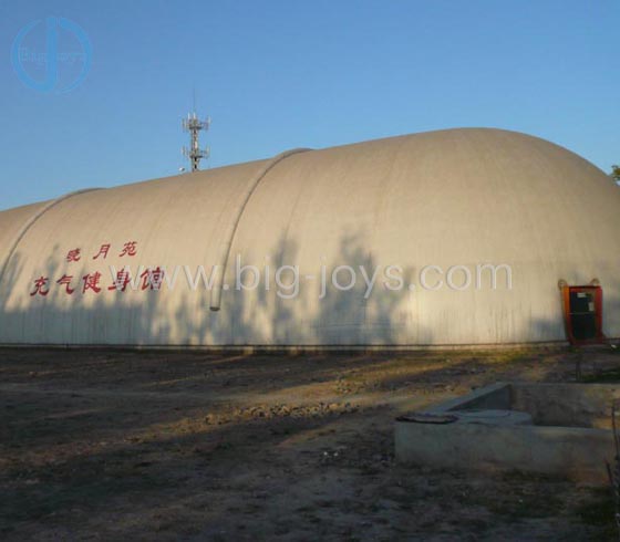 Inflatable gym tent