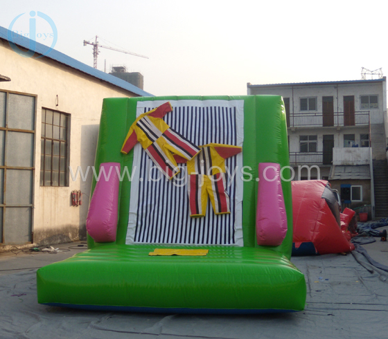 Inflatable Velcro wall