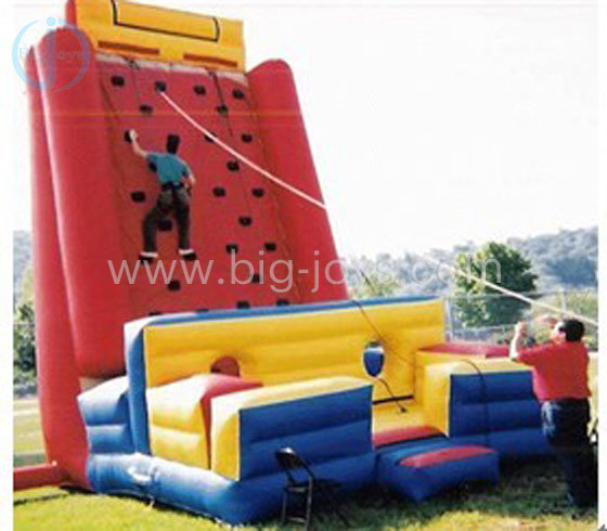 Inflatable climbing wall