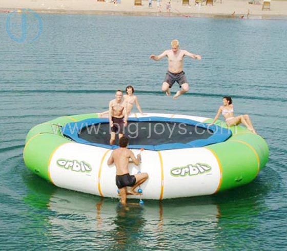 Inflatable Water Trampoline Bed