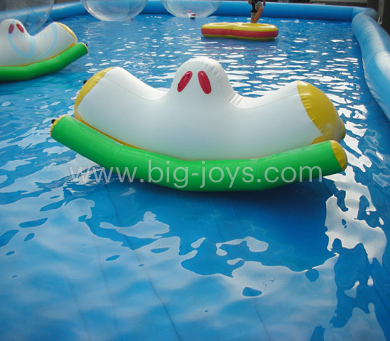 inflatable water totter